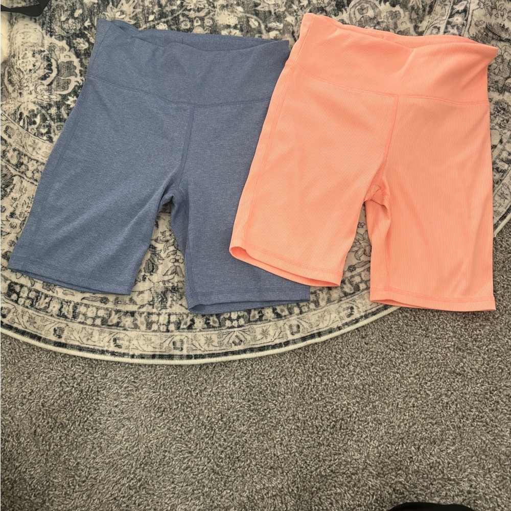 Bundle of both GAPfit biker shorts- size M